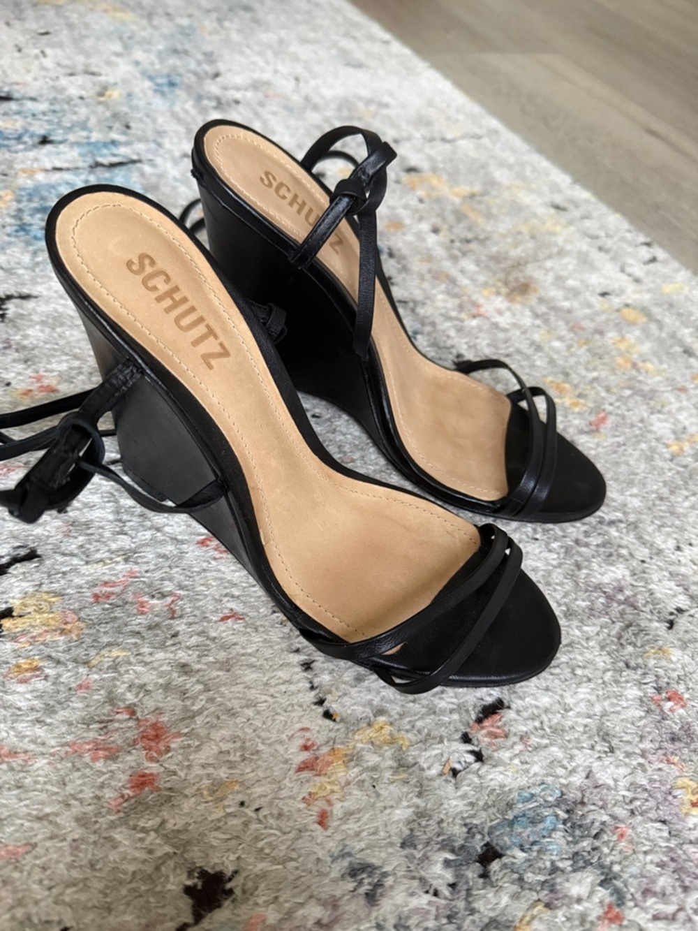 SCHUTZ minimalist Black Strappy Deonne Wedge Heel Sandals size 6.5 Like New